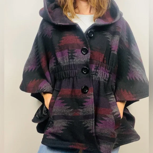 Steve Madden Poncho-Style Jacket – Southwest Geometric Hooded Cape, Size M - Picture 3 of 13